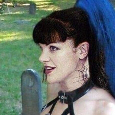 Foto desnuda filtrada de OnlyFans de Pauley Perrette