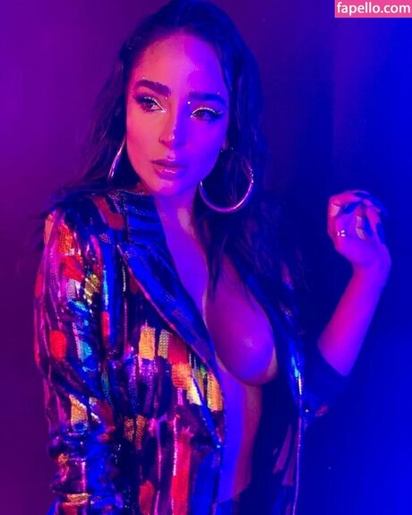 Manelyk González