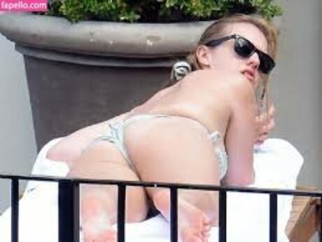 Elisabeth Moss