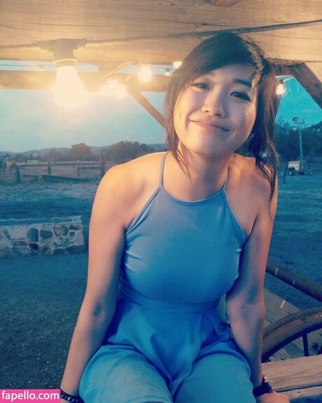 Foto desnuda filtrada de OnlyFans de Julia Chow