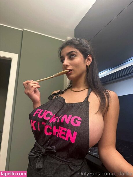 Foto desnuda filtrada de OnlyFans de Bufa Lika