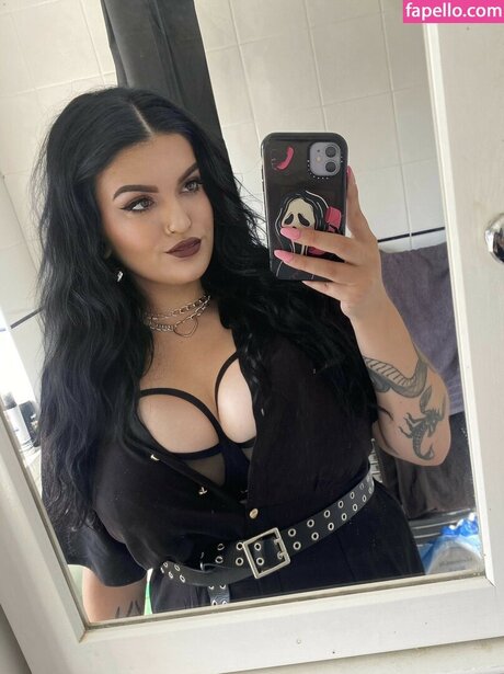 Zoe O'Neill