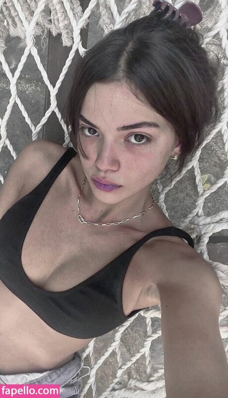 Foto desnuda filtrada de OnlyFans de Eyll Kandemir