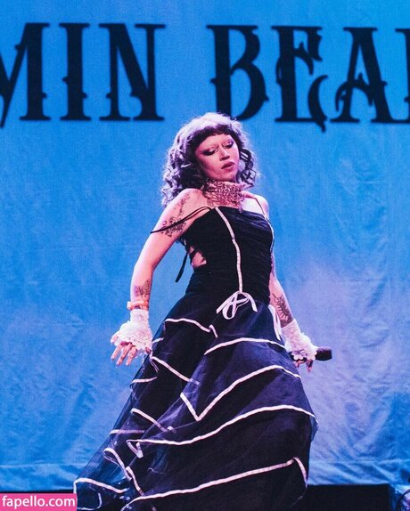 Jazmin Bean