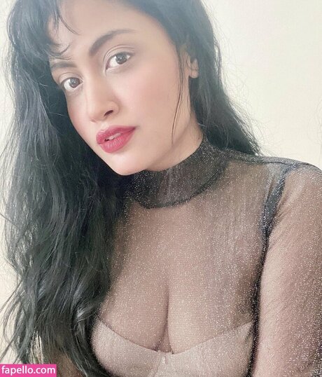 Foto desnuda filtrada de OnlyFans de Manvi Chugh