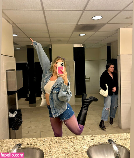 Foto desnuda filtrada de OnlyFans de Sabrina Brier