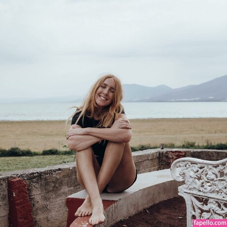 Chesca  Ben