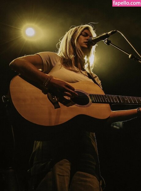 Zoe Clarke
