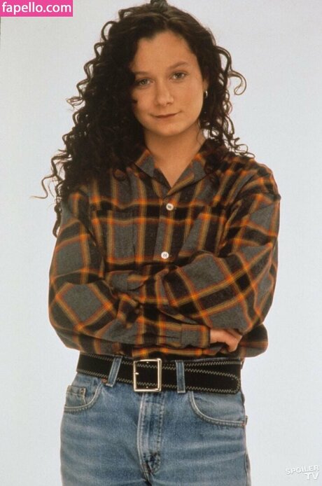 Sara Gilbert