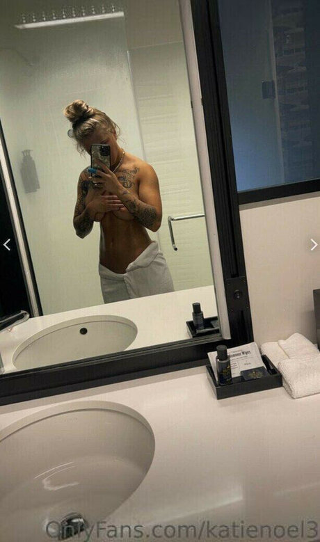 Foto desnuda filtrada de OnlyFans de Katienoel