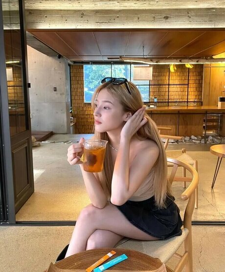 Nancy Momoland