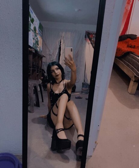Foto desnuda filtrada de OnlyFans de Luna Darck