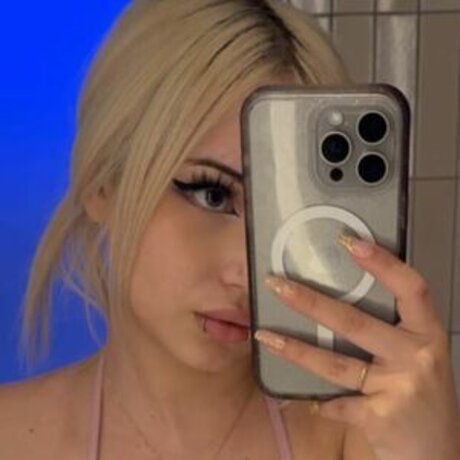 Ravegirlrori
