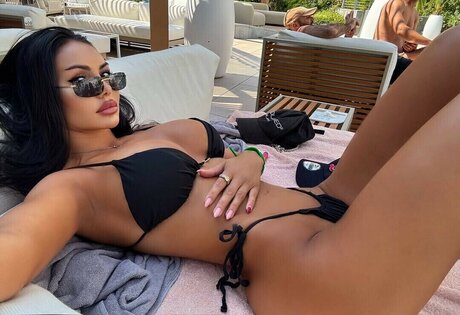 Foto desnuda filtrada de OnlyFans de Ralucazuerich