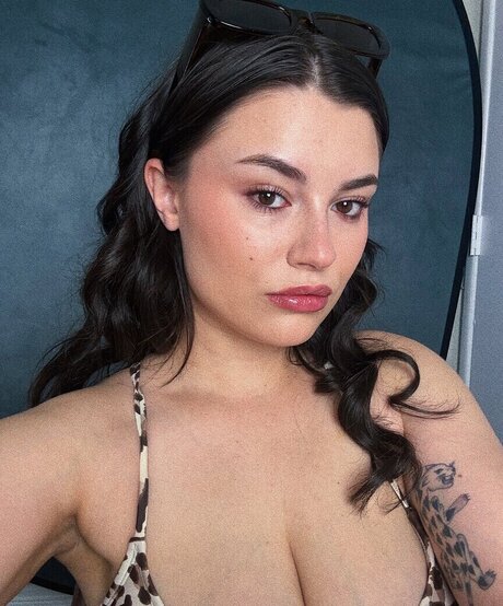 Foto desnuda filtrada de OnlyFans de Skyler Wright