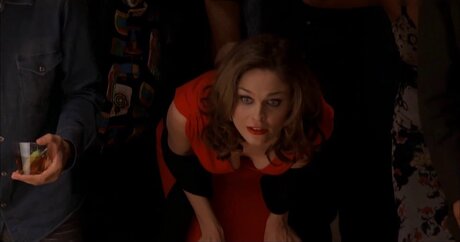 Emily Deschanel