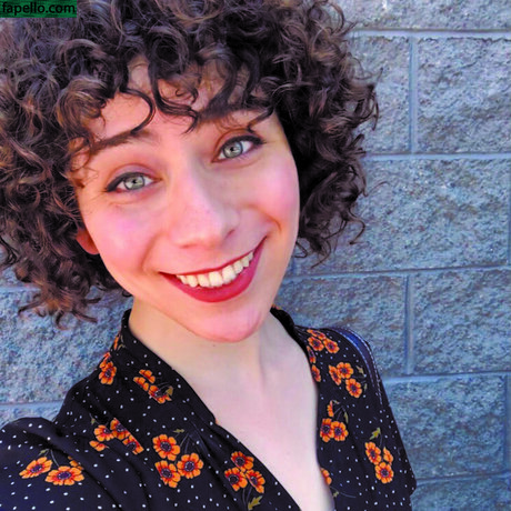 Julia Kaye