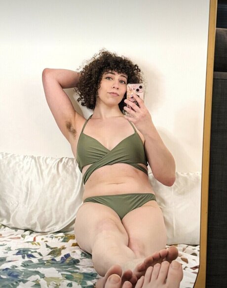 Julia Kaye