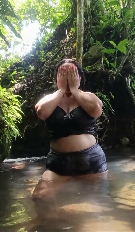 Foto desnuda filtrada de OnlyFans de Dairalinavega