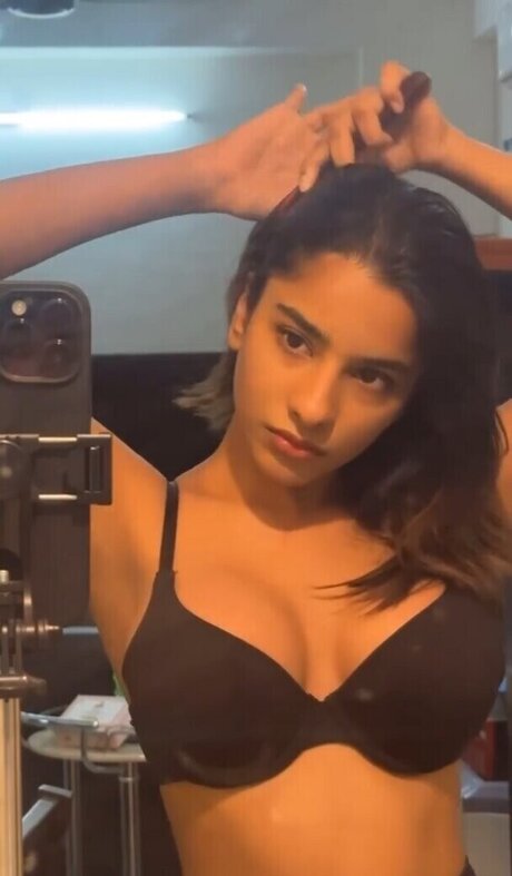 Aurora Sinclair
