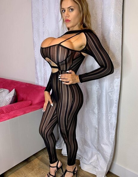 Foto desnuda filtrada de OnlyFans de Jazmyneday
