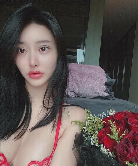 Foto desnuda filtrada de OnlyFans de Song Yuxin