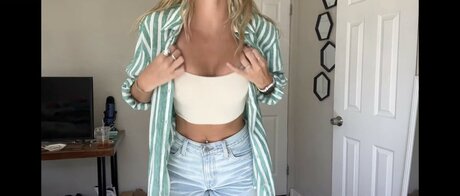 Beez ASMR