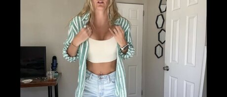 Beez ASMR