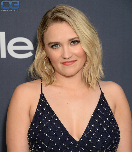 Foto desnuda filtrada de OnlyFans de Emilyosment