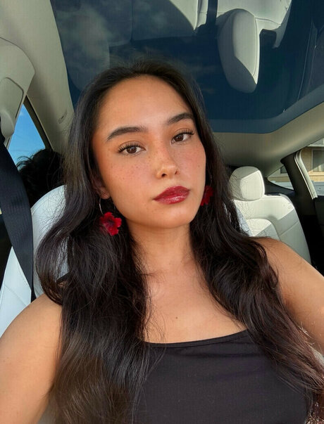 Foto desnuda filtrada de OnlyFans de Aria Tehani Miller