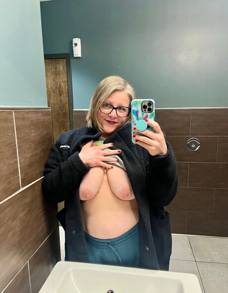 Mmfluvah