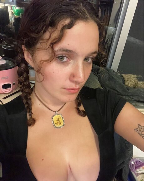 Foto desnuda filtrada de OnlyFans de Bela