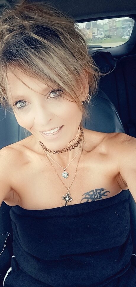 Sweetnsassy48