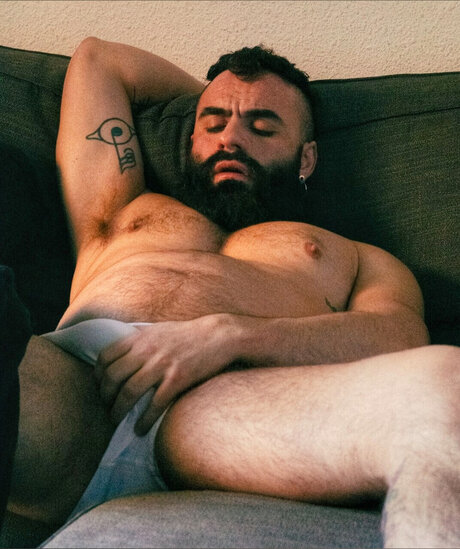 Foto desnuda filtrada de OnlyFans de The Bearded Master 