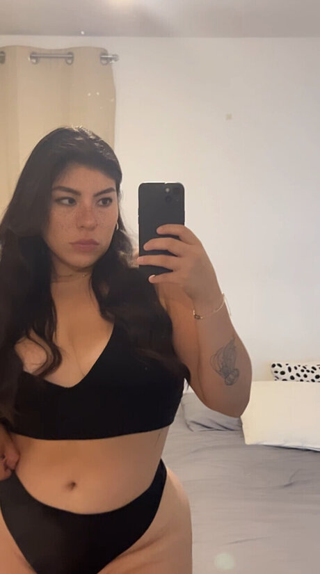 Foto desnuda filtrada de OnlyFans de Dani Roma