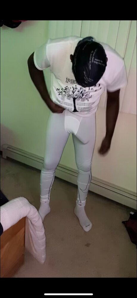 Foto desnuda filtrada de OnlyFans de Louisvilleslugger33