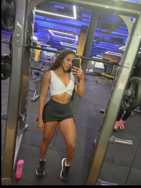 Foto desnuda filtrada de OnlyFans de Julieny Maria