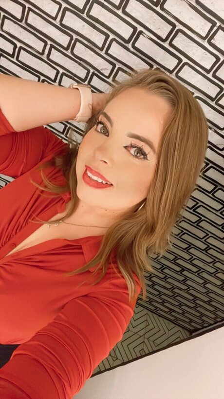 Foto desnuda filtrada de OnlyFans de Geraldinejc 