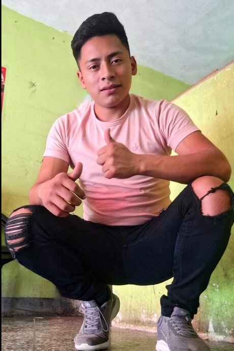 Foto desnuda filtrada de OnlyFans de Byron