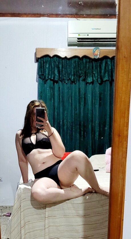 Foto desnuda filtrada de OnlyFans de Carol