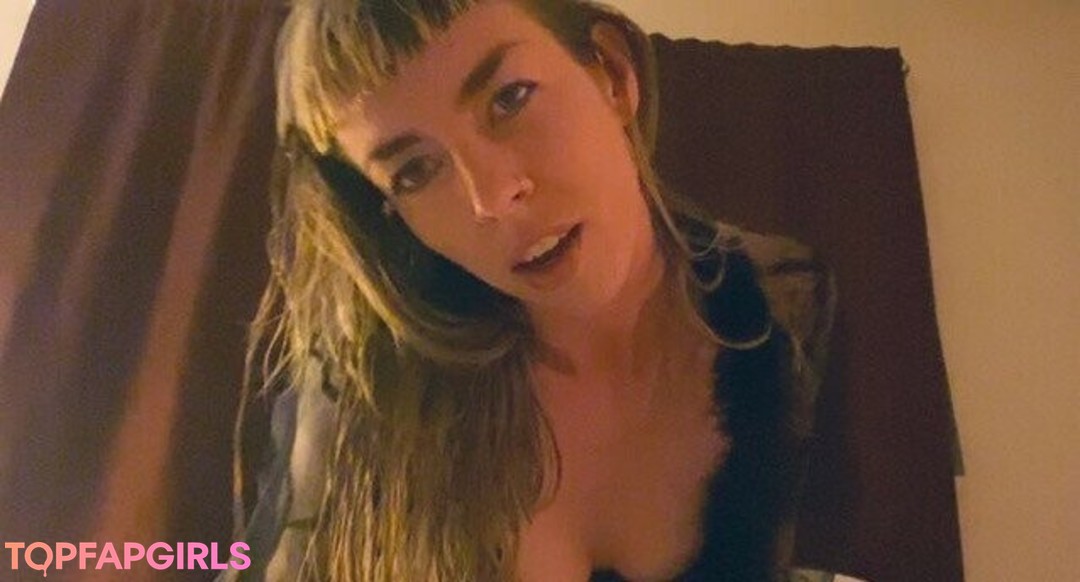 Foto desnuda filtrada de OnlyFans de Aralia Hunt #4 Foto desnuda filtrada de OnlyFans de Aralia Hunt #4