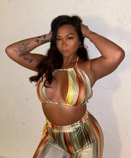 Foto desnuda filtrada de OnlyFans de Cassyeungmoney