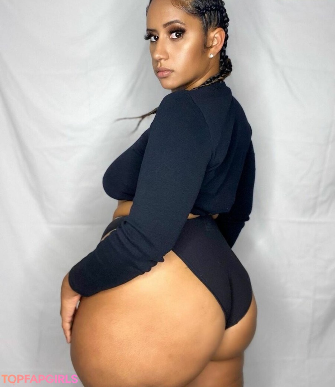 Foto desnuda filtrada de OnlyFans de Tianatee808 #58 Foto desnuda filtrada de OnlyFans de Tianatee808 #58