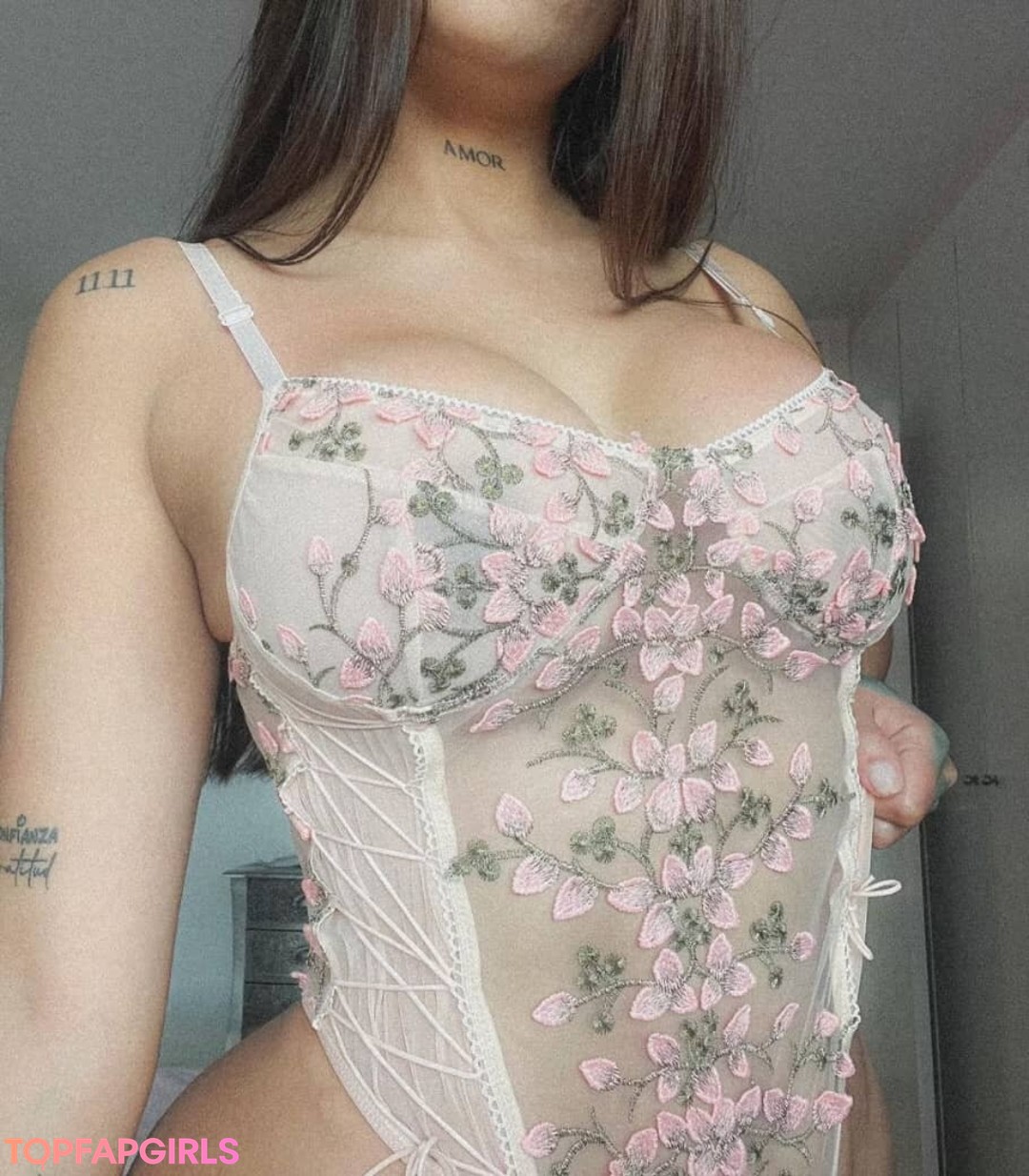 Foto desnuda filtrada de OnlyFans de Aurobel Contreras #1 Foto desnuda filtrada de OnlyFans de Aurobel Contreras #1
