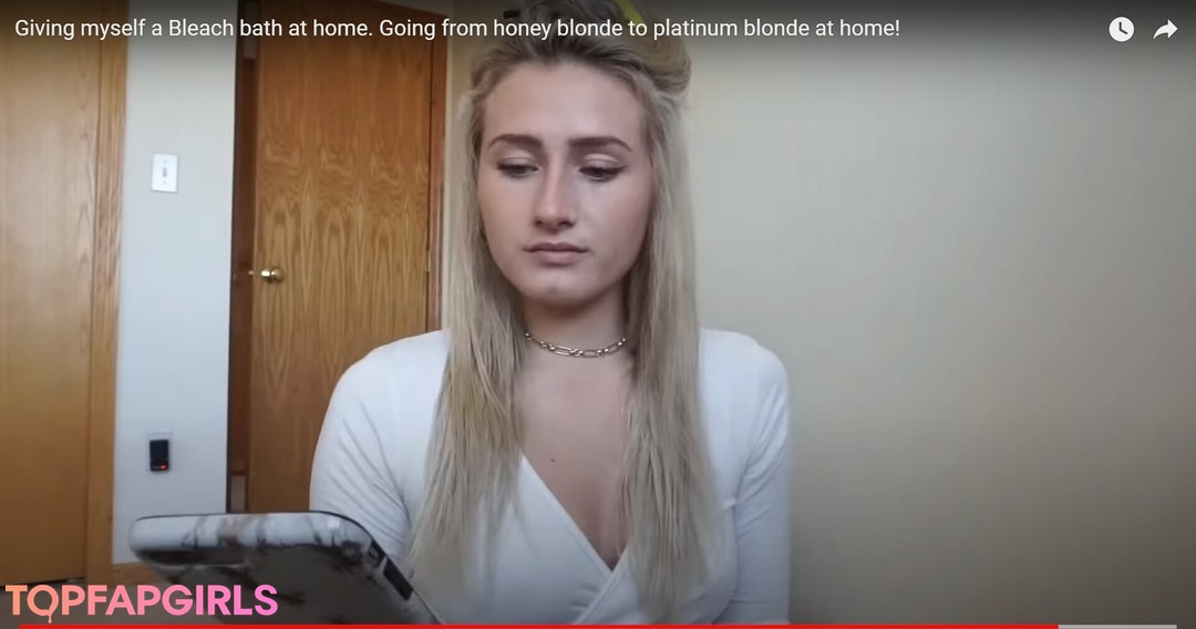 Foto desnuda filtrada de OnlyFans de Esther Perepechkin #27 Foto desnuda filtrada de OnlyFans de Esther Perepechkin #27