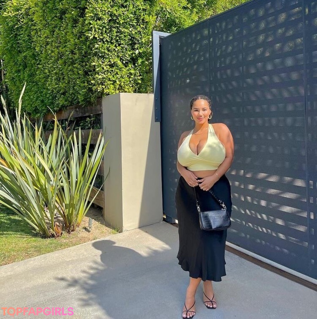Foto desnuda filtrada de OnlyFans de Katelyn Folasade #282 Foto desnuda filtrada de OnlyFans de Katelyn Folasade #282