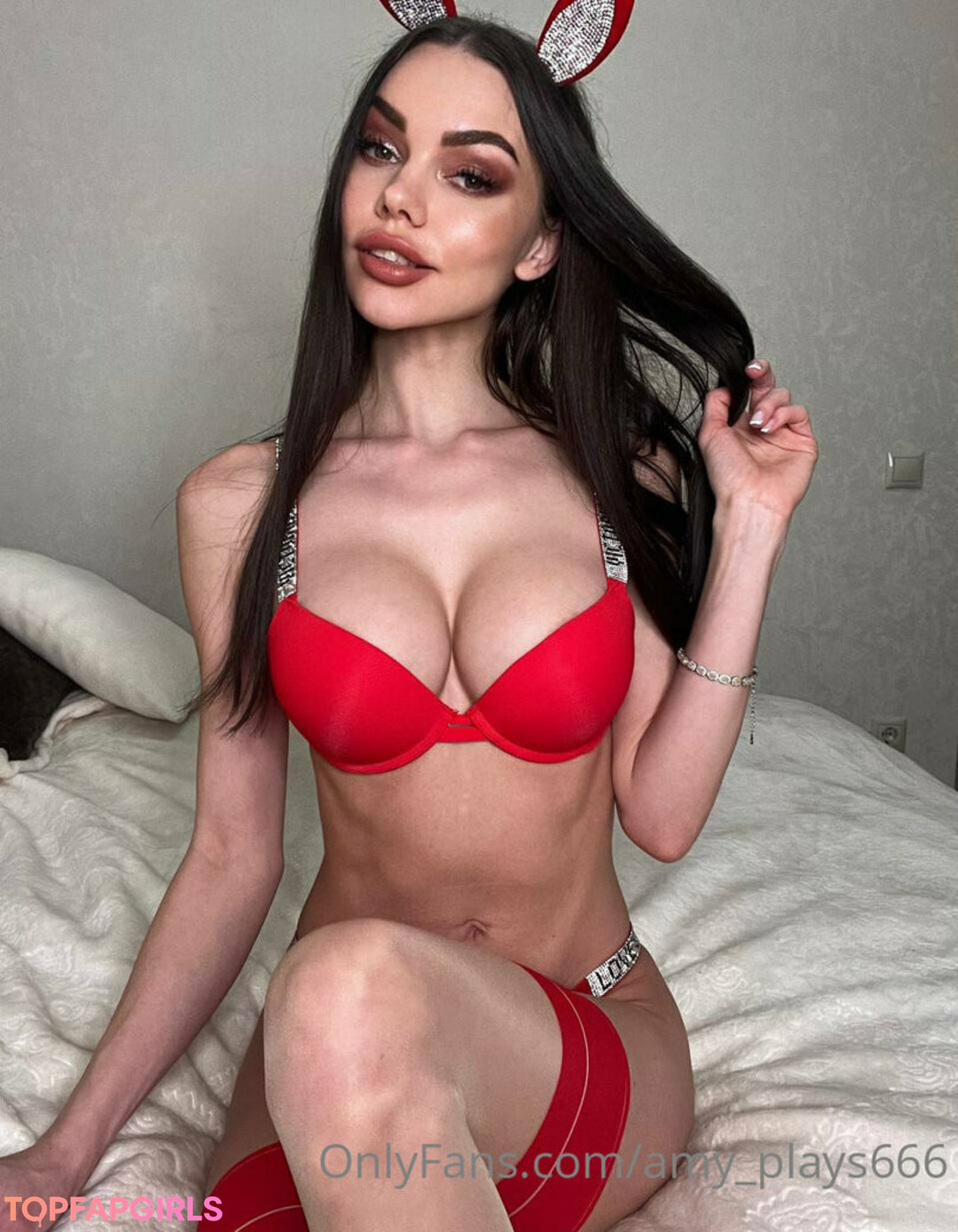 Foto desnuda filtrada de OnlyFans de Amyplays666 #8 Foto desnuda filtrada de OnlyFans de Amyplays666 #8