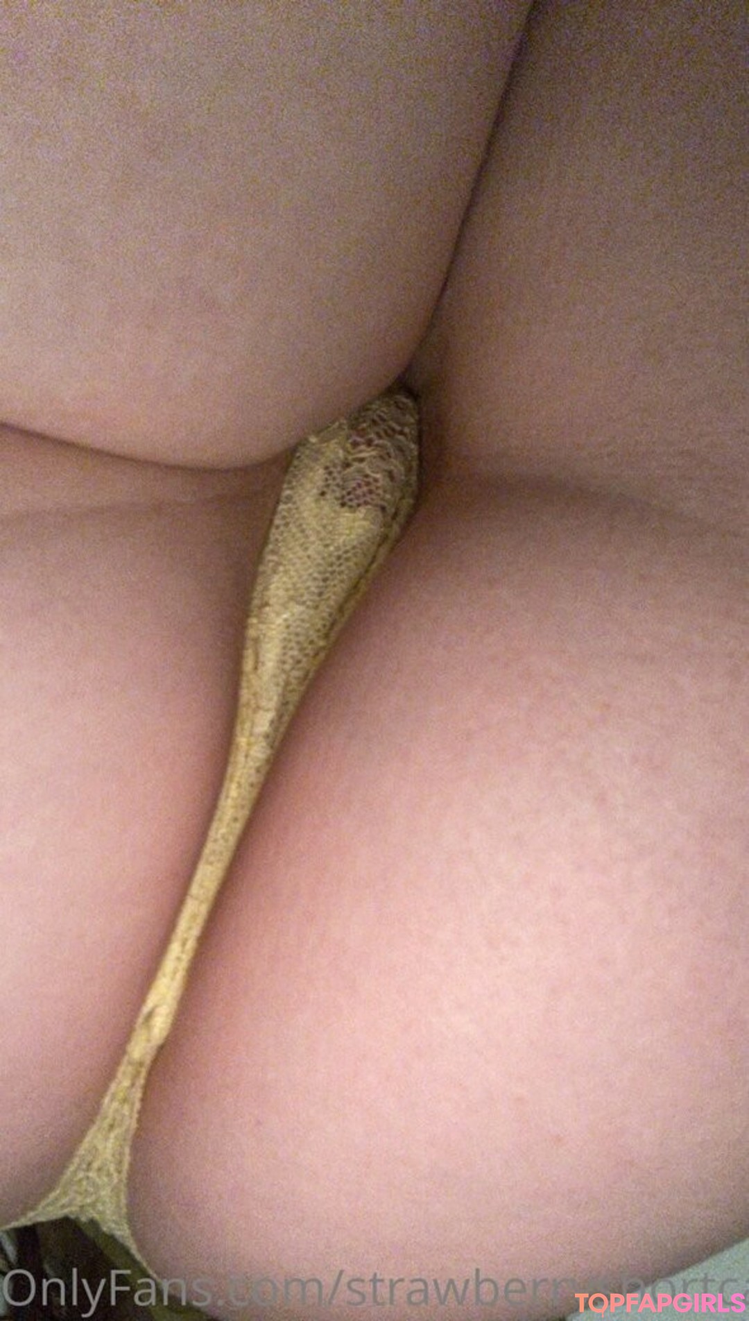 Foto desnuda filtrada de OnlyFans de Strawberryshortcakes420 #77 Foto desnuda filtrada de OnlyFans de Strawberryshortcakes420 #77