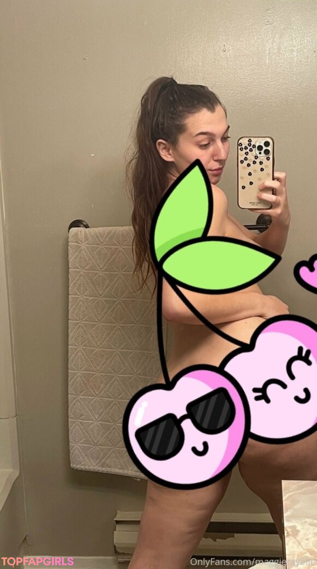 Foto desnuda filtrada de OnlyFans de Maggierayelle #103 Foto desnuda filtrada de OnlyFans de Maggierayelle #103
