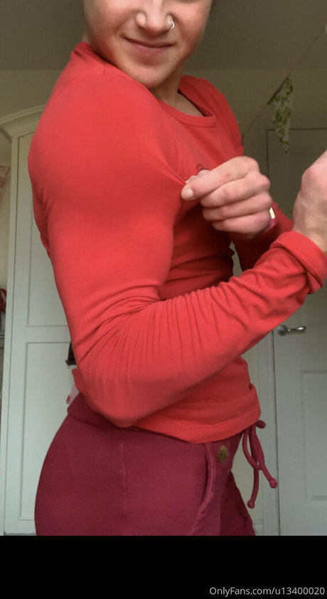 Foto desnuda filtrada de OnlyFans de Emilyjbrand98